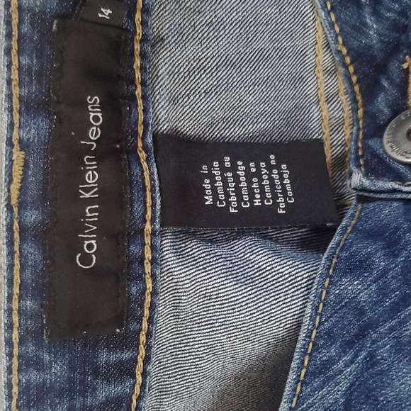 Womens Calvin Klein dark wash flare jeans size 14 - Picture 4 of 5